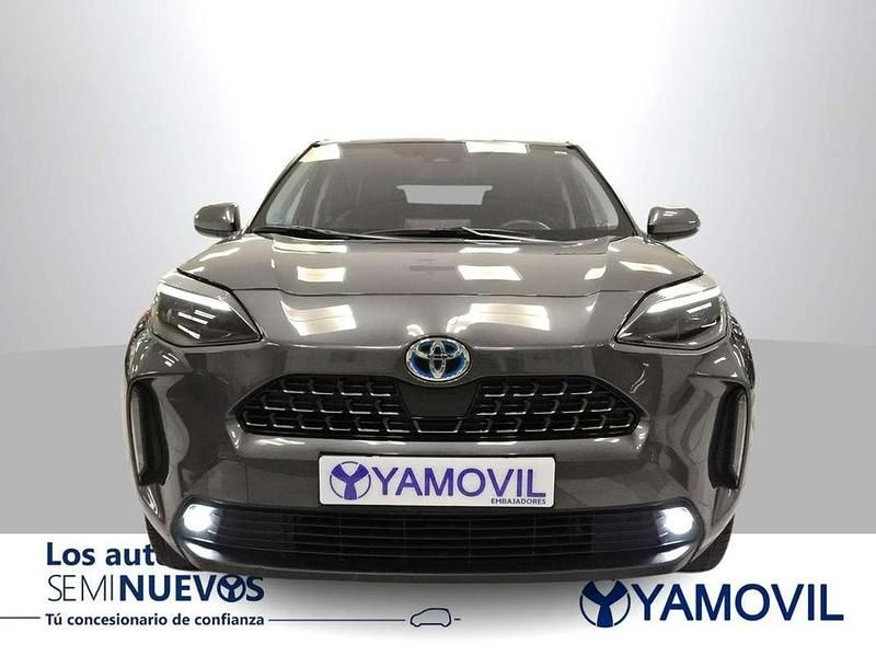 Usado Toyota Yaris Cross Style 116 CV (85 kW) 2022 Gris SUV