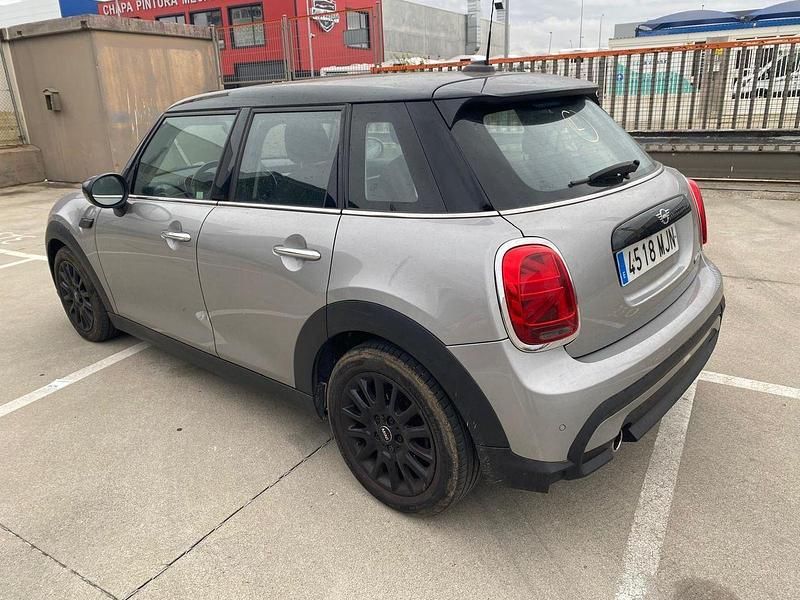 Usado Mini Cooper 136 CV (100 kW) 2023 Plata Utilitario