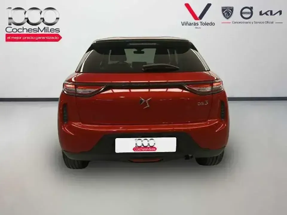 Usado DS Automobiles DS3 Crossback So Chic 102 CV (75 kW) 2021 Rojo SUV
