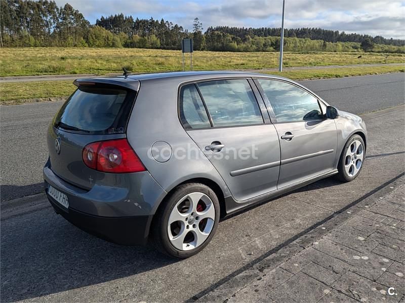 Usado VW Golf IV GTI 200 CV (147 kW) 2006 Gris / plata Berlina