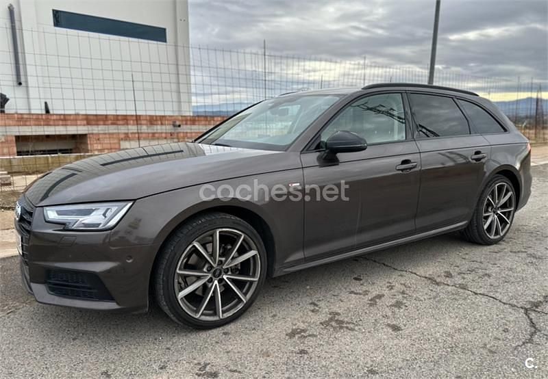 Usado Audi A4 S-Line 150 CV (110 kW) 2018 Marrón Familiar