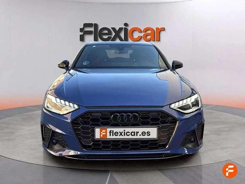 Usado Audi A4 163 HP (119 kW) 2023 Azul Sedan