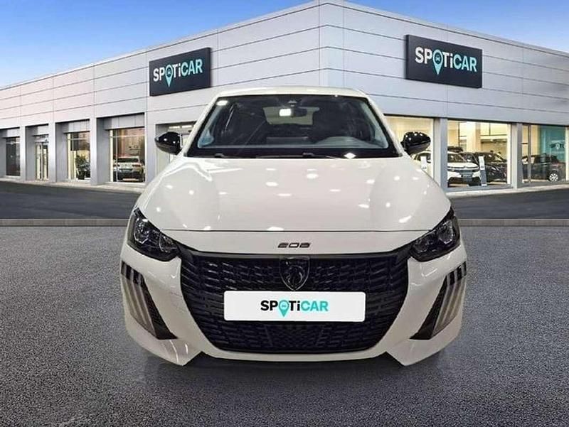 Usado Peugeot 208 Active 101 CV (74 kW) 2024 Blanco Utilitario