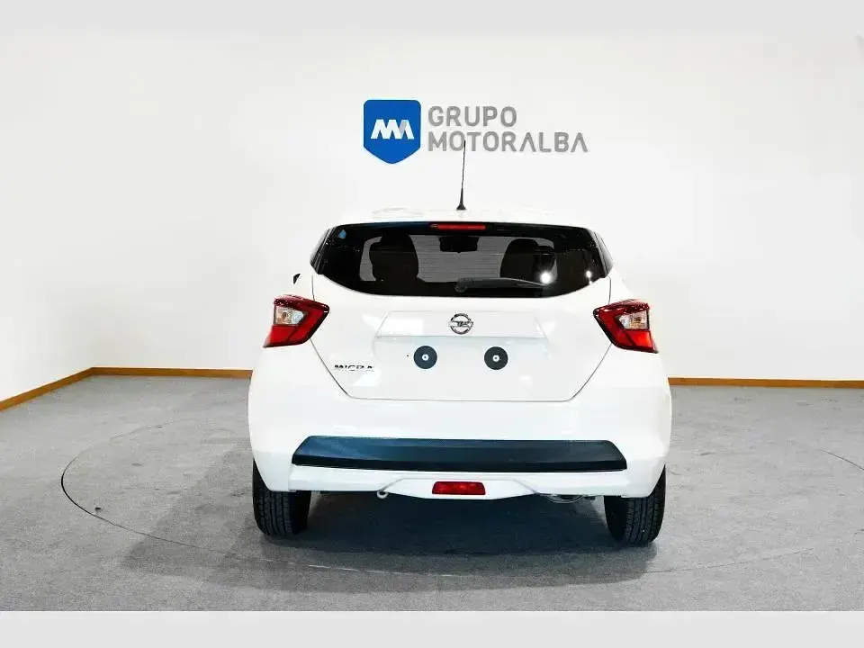 Usado Nissan Micra Tekna 92 CV (67 kW) 2022 Blanco Utilitario