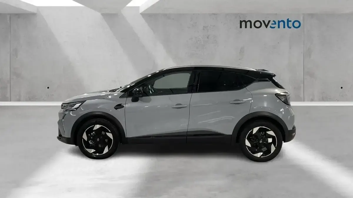 Usado Renault Captur Techno 100 CV (73 kW) 2025 Gris SUV