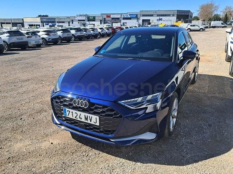 Usado Audi A3 Advanced Plus 110 CV (80 kW) 2024 Azul Berlina