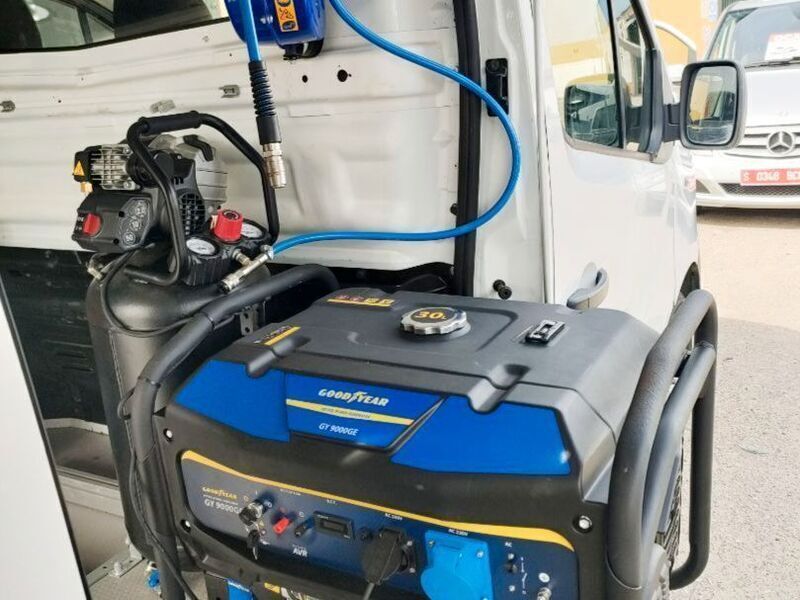 Usado Opel Vivaro Expression 120 CV (88 kW) 2019 Blanco Monovolumen