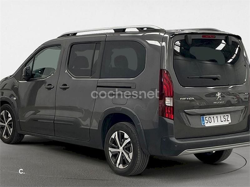 Usado Peugeot Rifter GT 130 CV (95 kW) 2021 Gris / plata Monovolumen