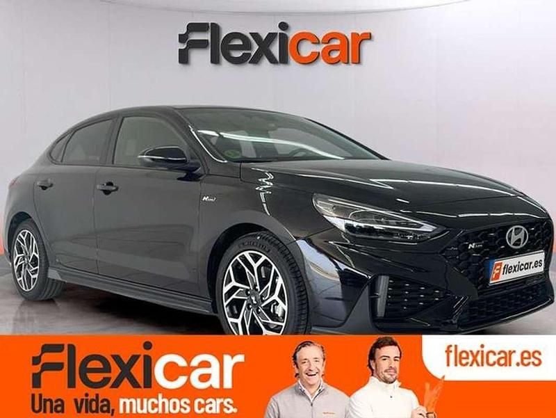 Negro Usado 2025 Hyundai i30 N Line Utilitario | 19.790 € (Precio justo) - Imagen 1/4