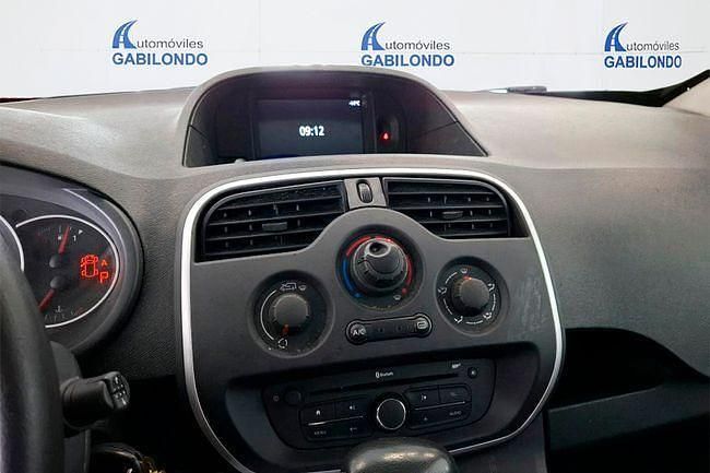Usado Renault Kangoo 110 CV (80 kW) 2019 Blanco Monovolumen