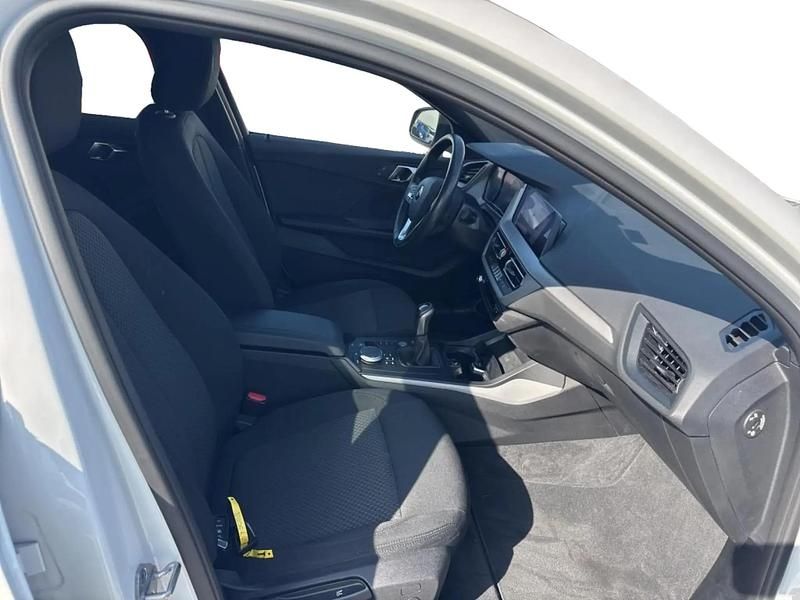 Usado BMW 118 140 CV (102 kW) 2020 Blanco Utilitario