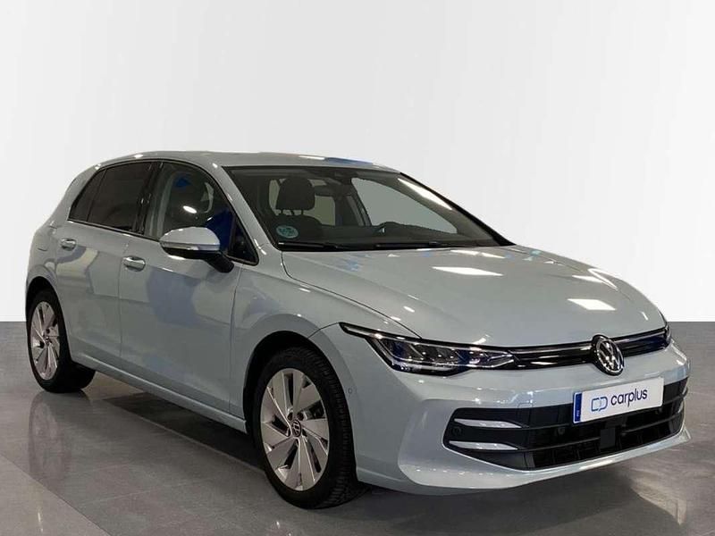 Usado VW Golf VIII 116 CV (85 kW) 2025 Azul Utilitario