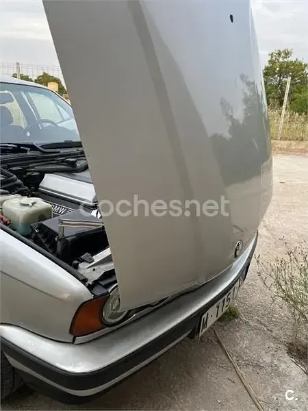 Usado BMW 530 218 CV (160 kW) 1995 Gris / plata Berlina