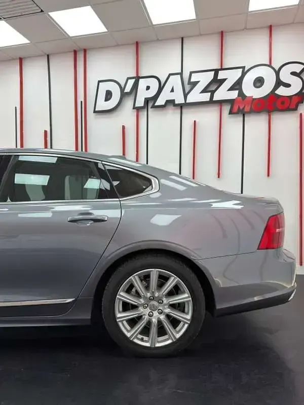 Usado Volvo S90 Inscription 190 CV (139 kW) 2020 Gris Berlina