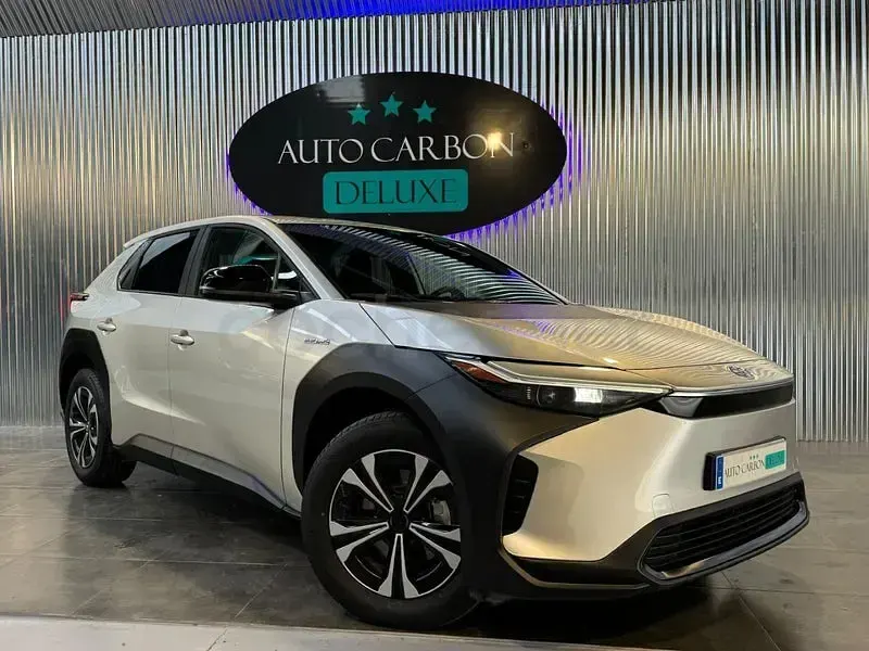 Usado Toyota bZ4X Plus 150 kW (204 CV) 2023 Eléctrico SUV