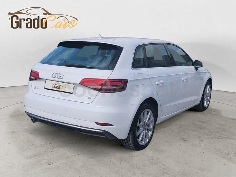 Usado Audi A3 116 CV (85 kW) 2017 Blanco Berlina