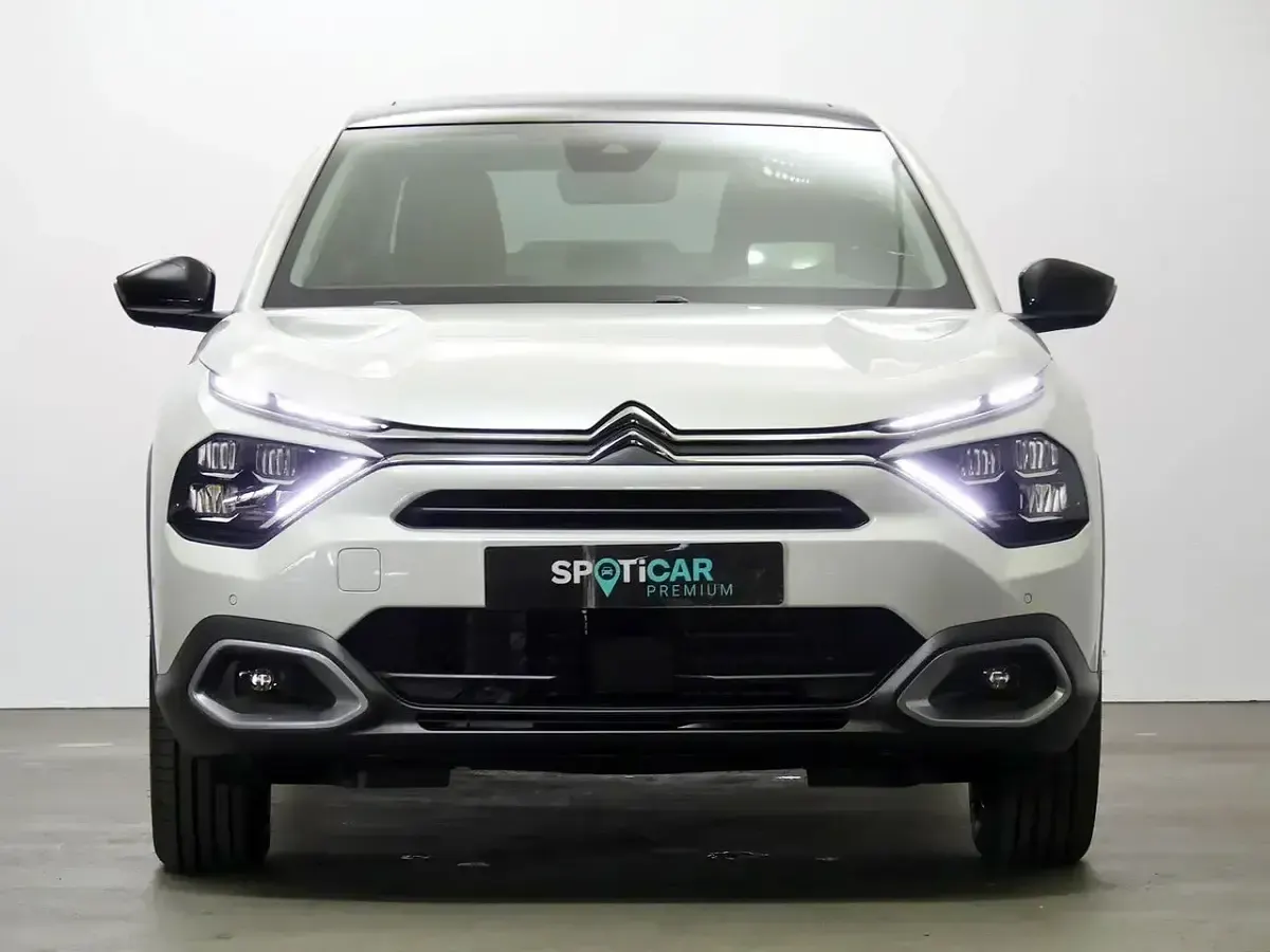 Brugt Citroën e-C4 Shine 100 kW (136 HK) 2022 Hvid Sedan