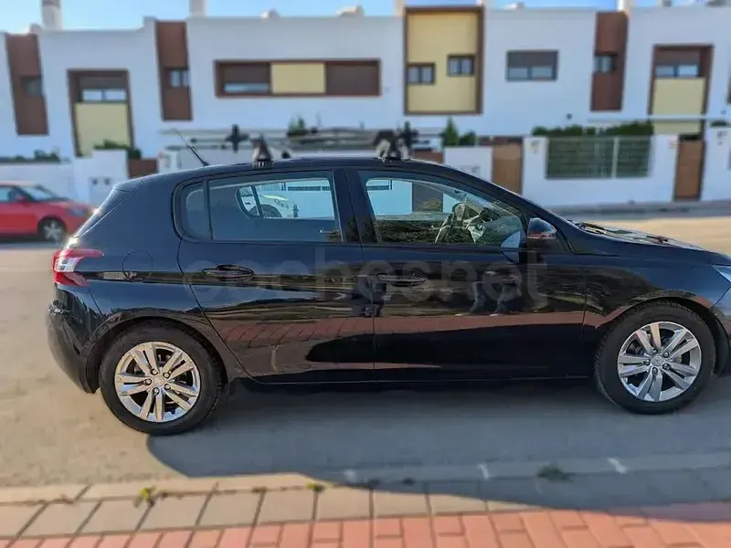 Usado Peugeot 308 Active 92 CV (67 kW) 2014 Negro Berlina