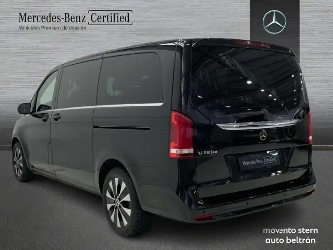 Usado Mercedes V220 Avantgarde 163 CV (119 kW) 2024 Negro Monovolumen