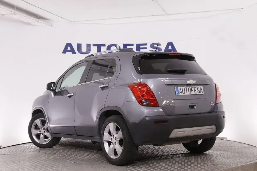 Usado Chevrolet Trax LT 131 CV (96 kW) 2013 Gris SUV
