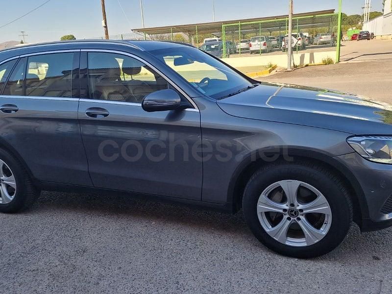 Usado Mercedes GLC220 170 CV (125 kW) 2017 Gris / plata SUV