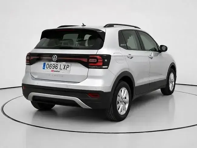 Usado VW T-Cross Advance 95 CV (69 kW) 2022 Gris SUV