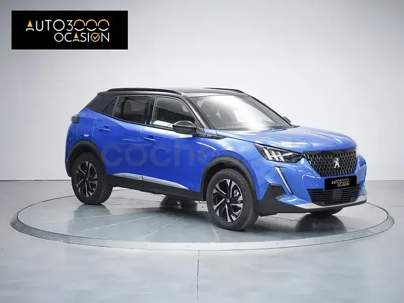 Usado Peugeot 2008 GT 130 CV (95 kW) 2023 Azul SUV