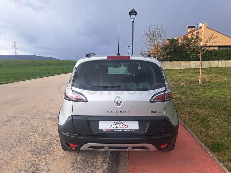 Usado Renault Scénic III Bose Edition 130 CV (95 kW) 2014 Gris / plata Monovolumen