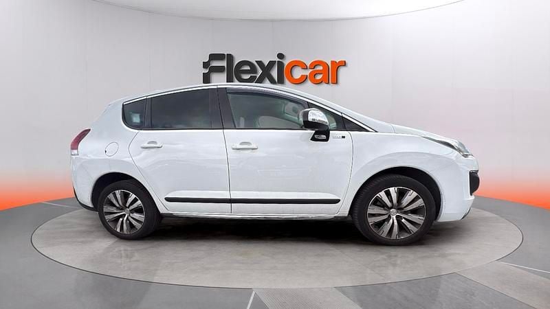 Käytetty Peugeot 3008 Style 120 HP (88 kW) 2015 Valkoinen Farmari