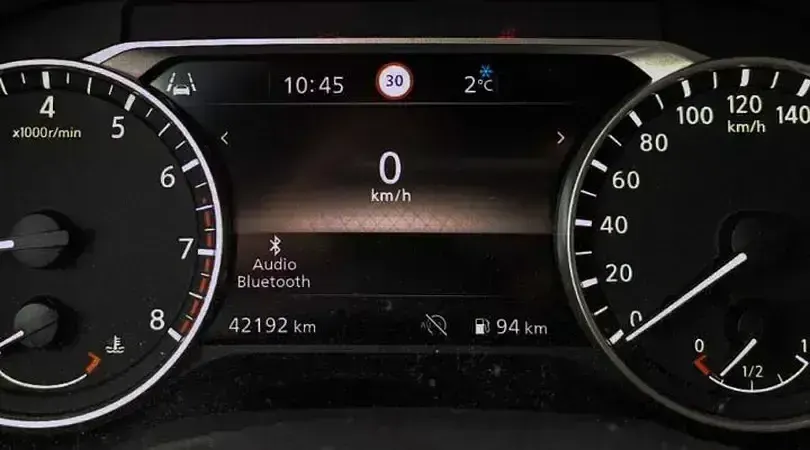 Usado Nissan Juke Acenta 114 HP (83 kW) 2024 Branco SUV