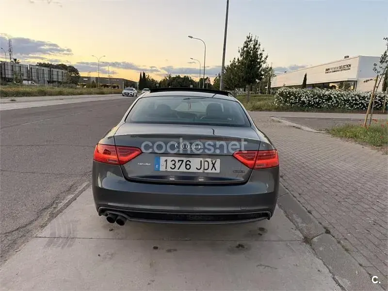 Usado Audi A5 S-Line 225 CV (165 kW) 2015 Gris / plata Coupe