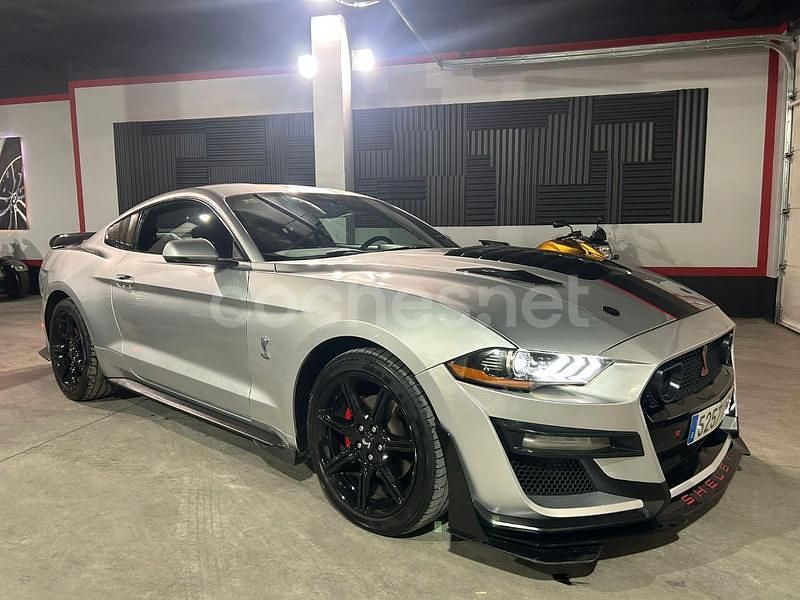 Usado Ford Mustang Fastback 290 CV (213 kW) 2018 Gris / plata Coupe