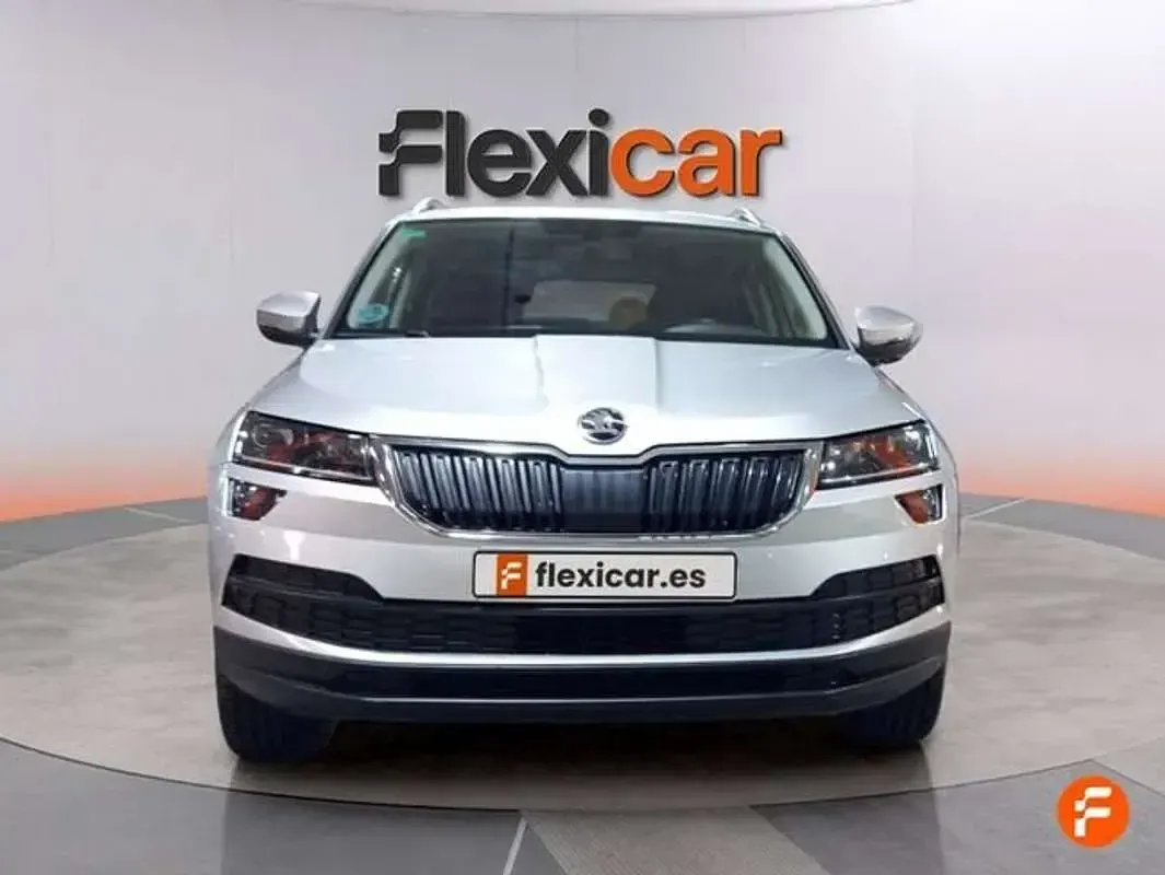 Usado Skoda Karoq Ambition 116 CV (85 kW) 2018 Gris SUV