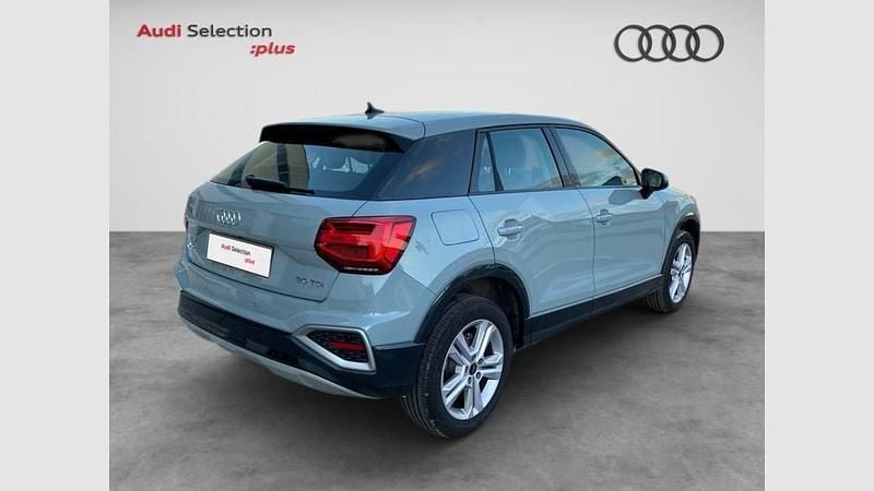 Usado Audi Q2 Advanced Plus 116 CV (85 kW) 2023 Gris flecha efecto perla SUV