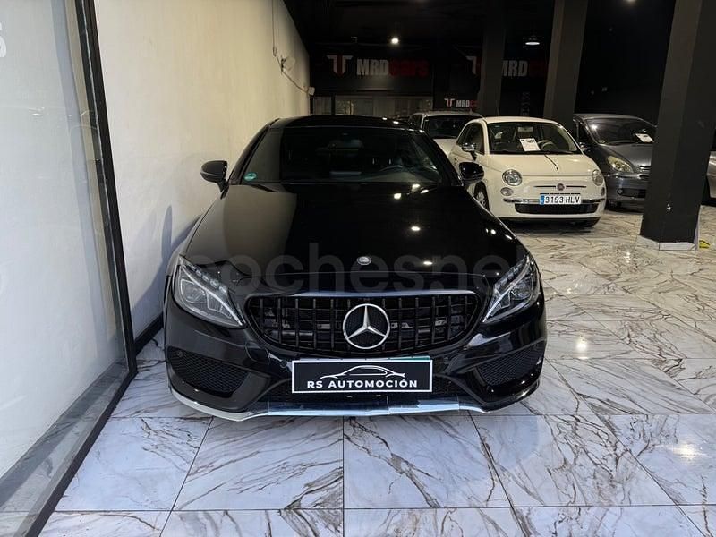 Usado Mercedes C220 AMG line 170 CV (125 kW) 2016 Negro Coupe