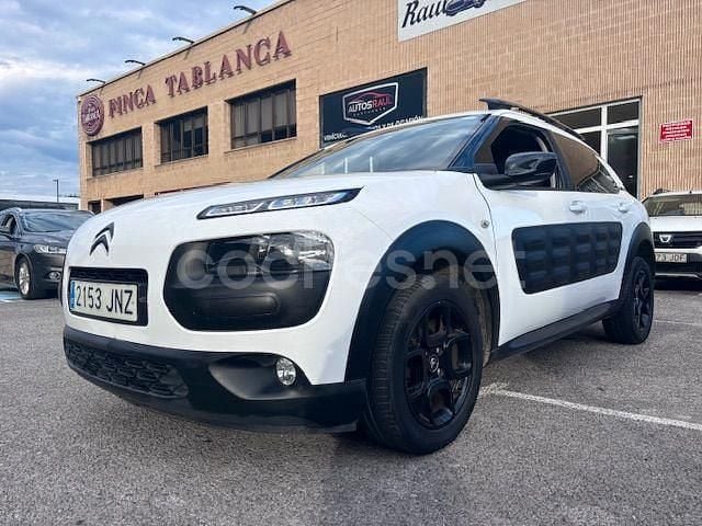 Usado Citroën C4 Cactus Feel 100 CV (73 kW) 2016 Blanco Utilitario