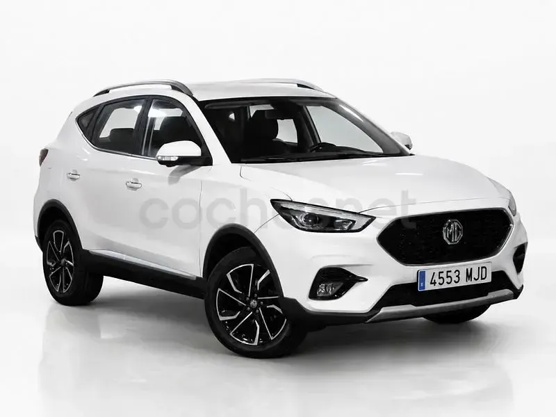 Usado MG ZS Luxury 111 CV (81 kW) 2023 Blanco SUV
