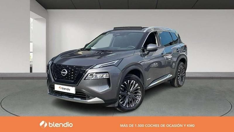Gris Usado 2025 Nissan X-Trail Tekna SUV | 38.900 € (Caro) - Imagen 1/4