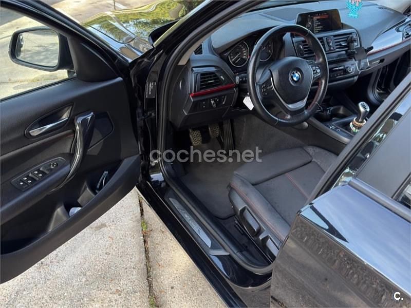 Usado BMW 118 Efficient Dynamics 143 CV (105 kW) 2015 Negro Utilitario