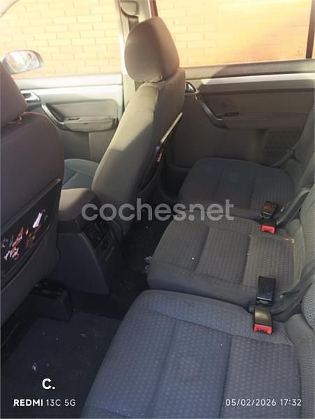 Usado VW Touran Highline 170 CV (125 kW) 2006 Negro Monovolumen