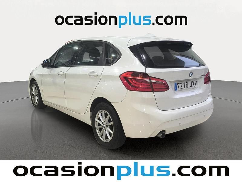 Usado BMW 216 Active Tourer 116 CV (85 kW) 2017 Blanco Monovolumen