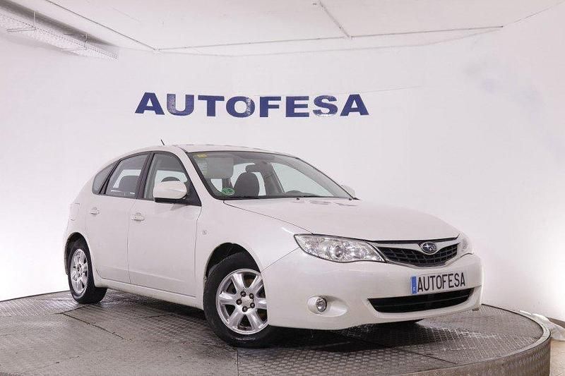 Usado Subaru Impreza 108 CV (79 kW) 2008 Blanco Utilitario