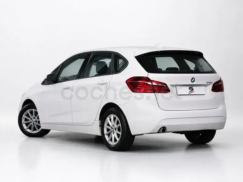 Usado BMW 218 Comfort Edition 150 CV (110 kW) 2015 Blanco Familiar