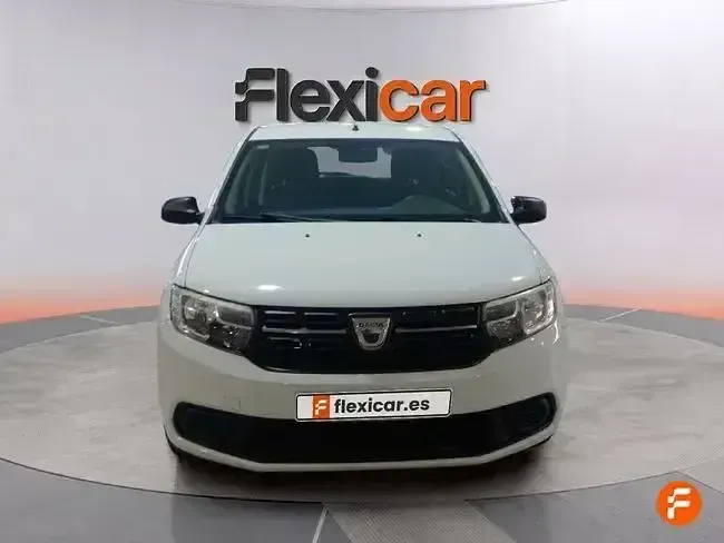 Usado Dacia Sandero Ambiance 75 CV (55 kW) 2018 Blanco Berlina