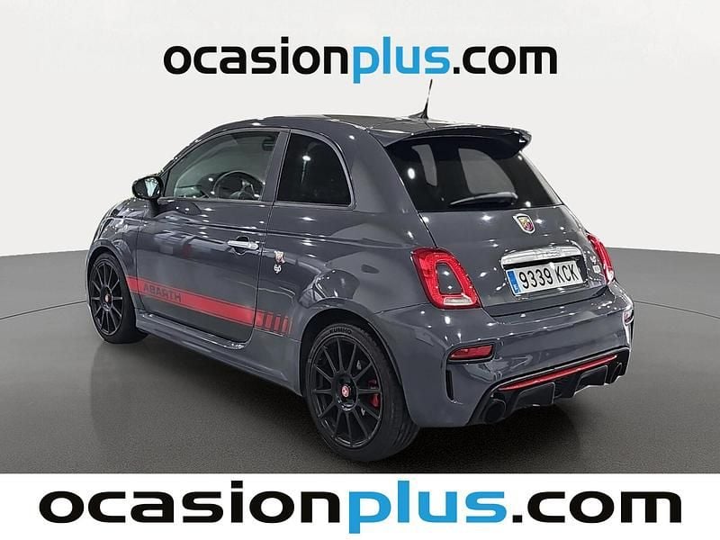 Usado Abarth 695 165 CV (121 kW) 2017 Gris / plata Utilitario