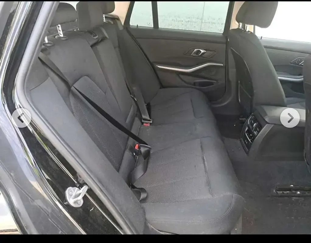 Usado BMW 318 Comfort Edition 150 CV (110 kW) 2021 Negro Familiar