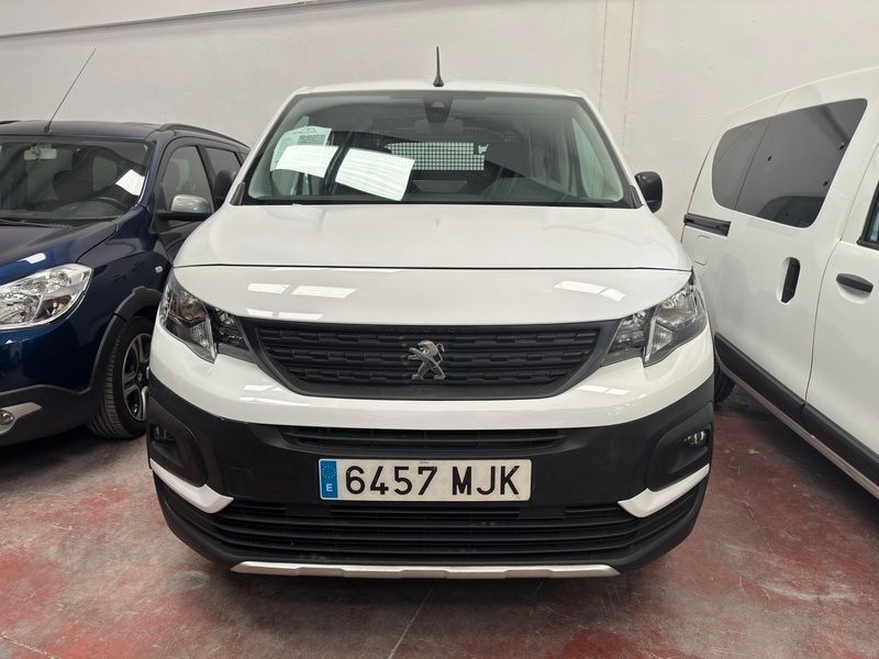 Blanco Usado 2023 Peugeot Rifter Monovolumen | 17.200 € (Super precio) - Imagen 1/4