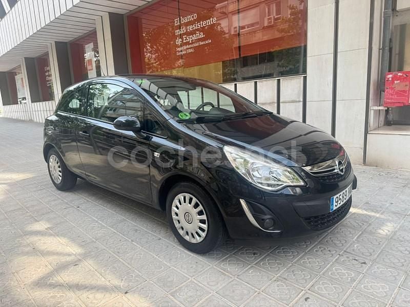 Usado Opel Corsa Expression 86 CV (63 kW) 2012 Negro Utilitario