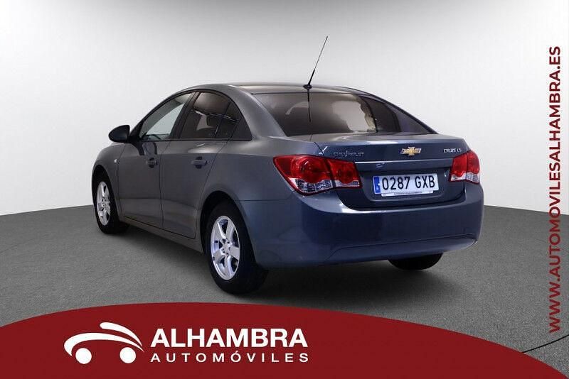Usado Chevrolet Cruze LS 113 CV (83 kW) 2010 Blanco Berlina