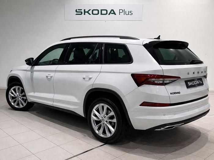 Usado Skoda Kodiaq Ambition 150 CV (110 kW) 2024 Blanco SUV
